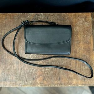 NEW IN BOX Vintage Coach Envelope Swing Wallet Crossbody 4873 Black